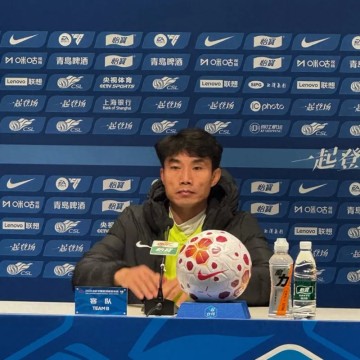 开云最新登录地址-遇强必惨败，郑智的理想主义实验走到十字路口